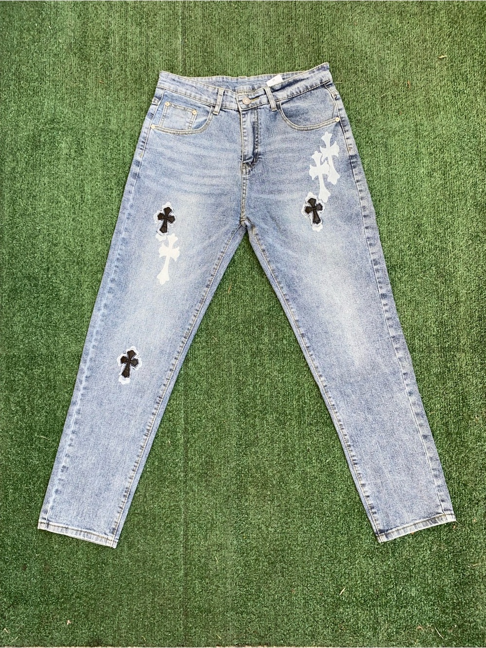 Blue Cross patch jeans